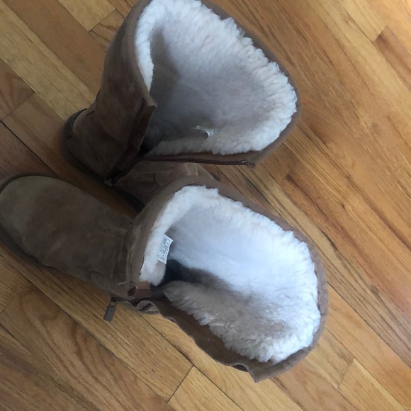 💯 Ugg boots - Picture 5 of 6